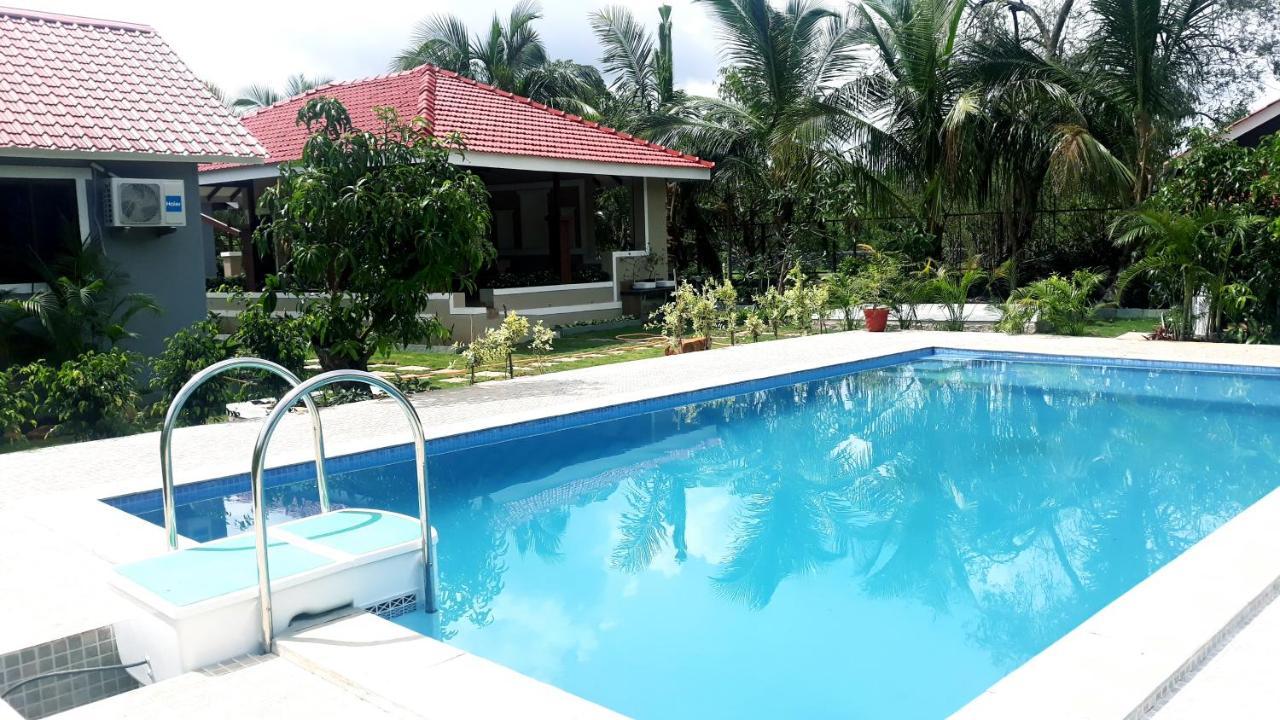 Arcadia Resort Alibaug Alībāg Exteriör bild